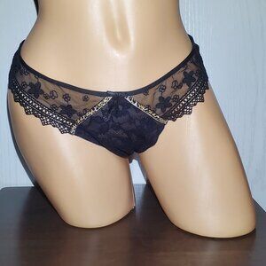 Victoria's Secret Panties. New with Tags Size Large.